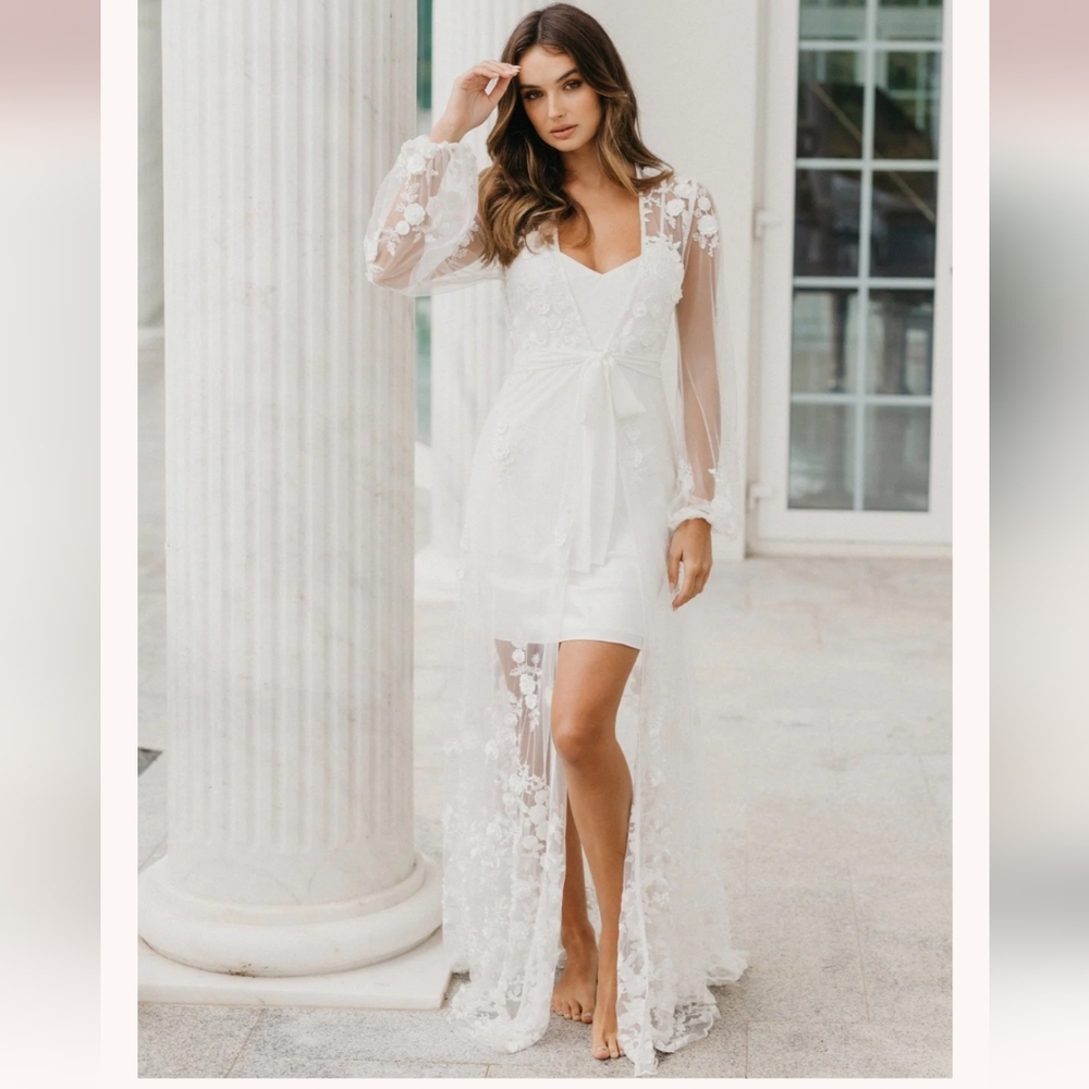 Le Rose Stories Steffanie Bridal Robe